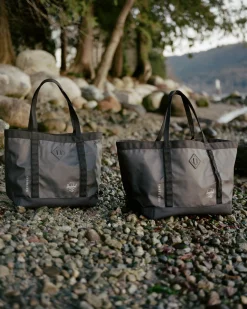 All Season Gear Tote 33L
