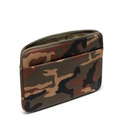 Denman Sleeve 15-16 Inch Tech