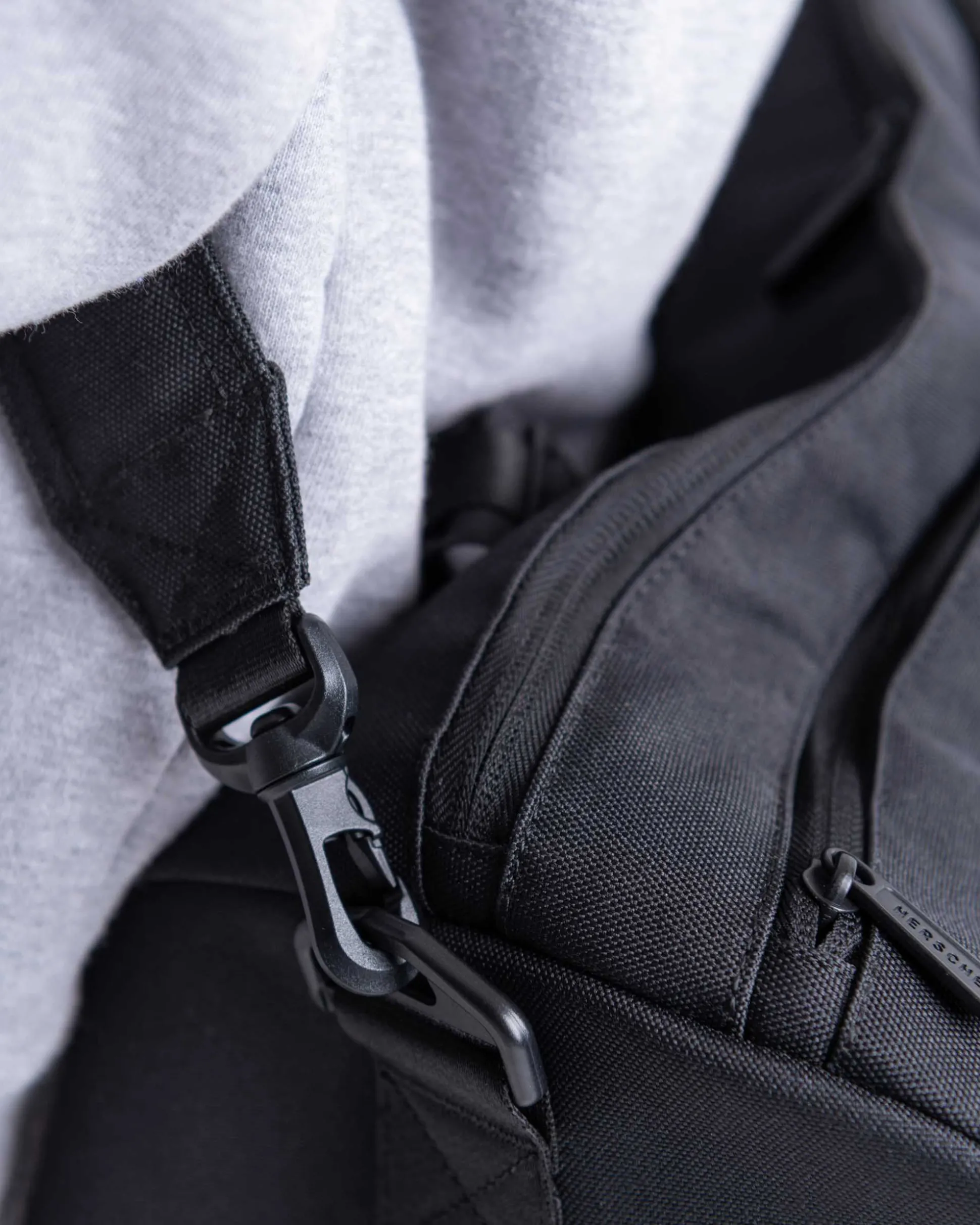 Herschel Novel Duffle Tech