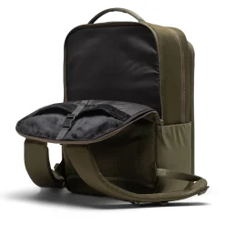 Kaslo Backpack Tech